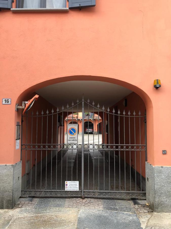 Casa Da Gio', Incantevole, Nel Cuore Di Alba, Con Posto Auto Gratuito. Exterior foto
